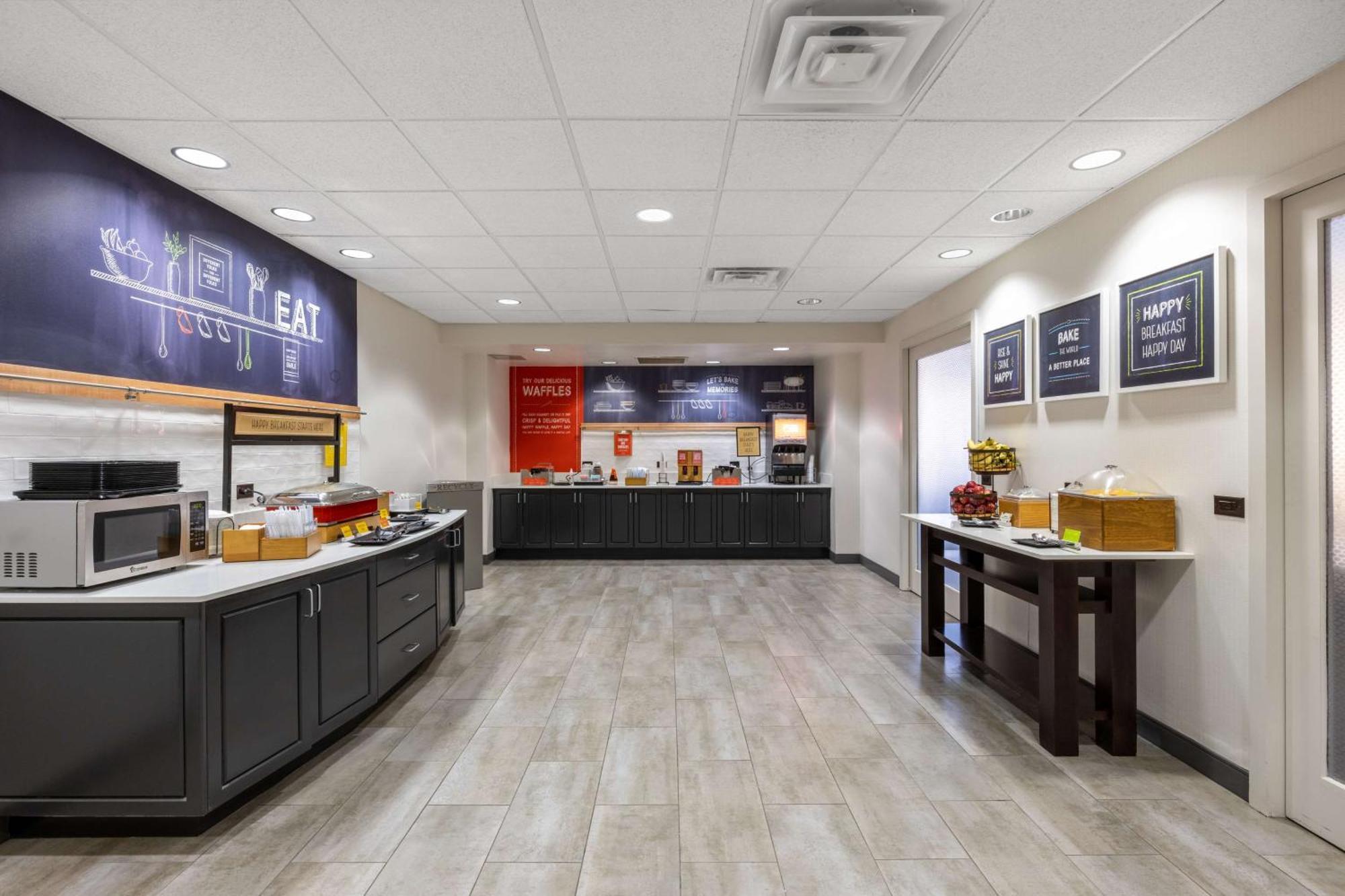 Newly Renovated-Hampton Inn & Suites Casper Esterno foto